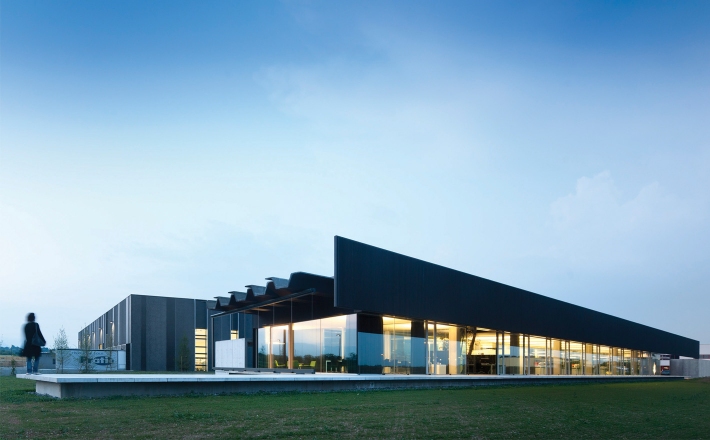 Practic uprava in proizvodnja - upravna stavba, GEZA