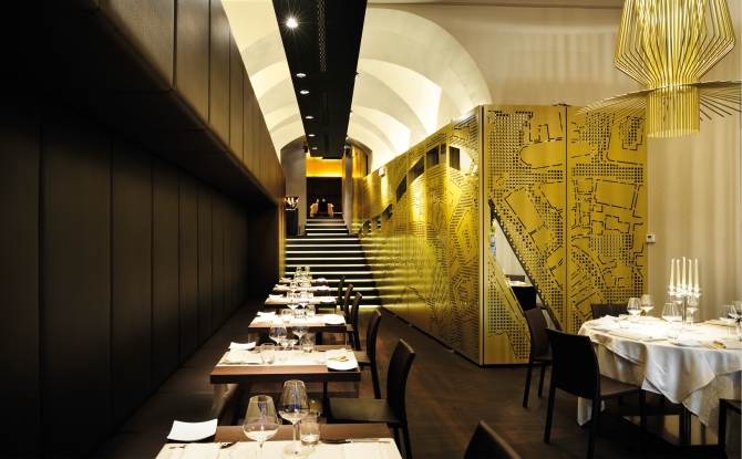 Restavrant Valvasor, photo Miran Kambič