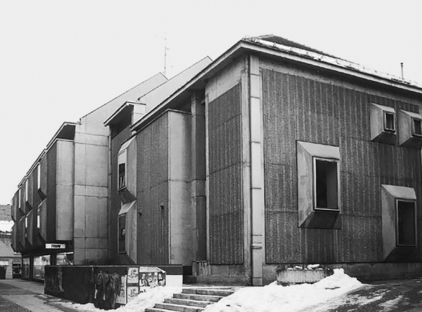 Magda Fornazarič Kocmut: Trgovska hiša Kvik, Gosposka ulica 8, Maribor, 1970, soavtor Borut Pečenko 