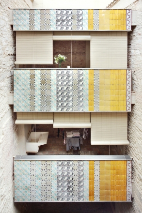 HIŠA KOLAŽ, GIRONA, 2006-2010, foto José Hevia