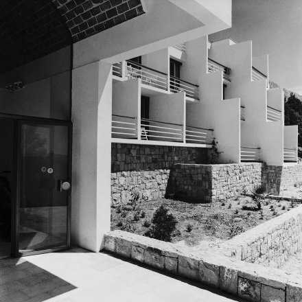 Vila Berulia, arh. Ante Rožić, 1967–1970, Brela; foto Aleksandar Károlyi