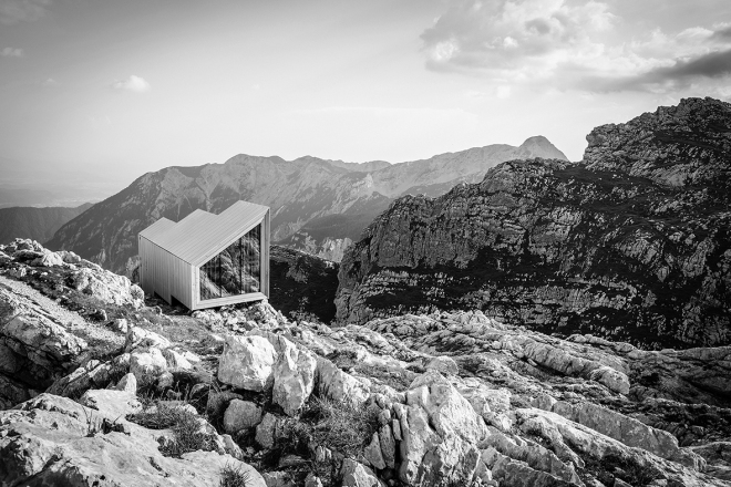 Bivak pod Skuto; ofis arhitekti + Harvard GSD; foto: Janez Martinčič, Andrej Gregorič, Nikolaj Gregorič, Anže Čokl