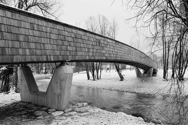 Bicycle and Footbridge over River Sava at Danica Camp, architecture: Dans arhitekti, photo: Miran Kambič