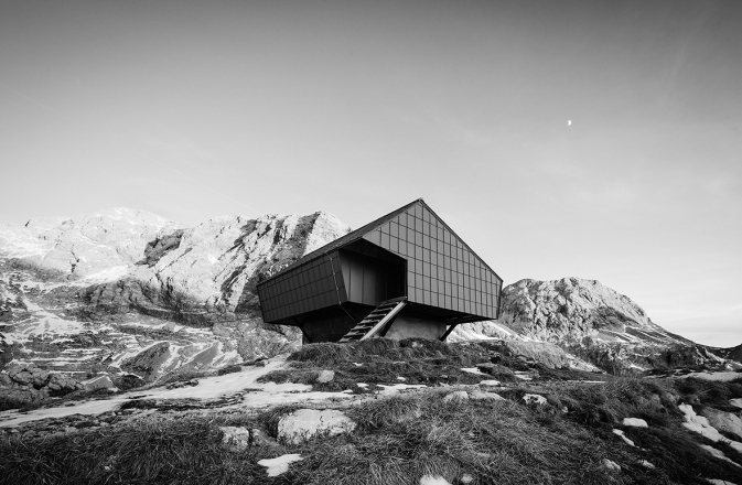 Renovation of the Bivouac by Zasavje Hut at Prehodavci, architecture: Premica, photo: Anže Čokl