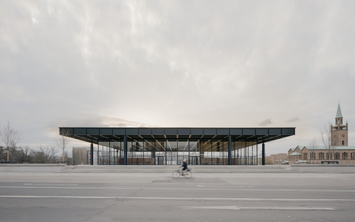 Neue Nationalgalerie in Berlin _ David Chipperfield Architects, foto: Simon Menges
