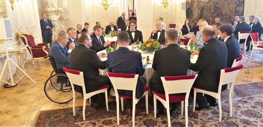 Kosilo s predsednikom