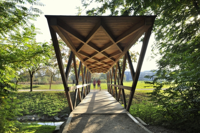 Brvi na Poti spominov in tovarištva v Ljubljani, 2012–2018, Konstat biro, Lamo; 3biro, sodelavec Miran Lamovšek, foto: Miran Kambič