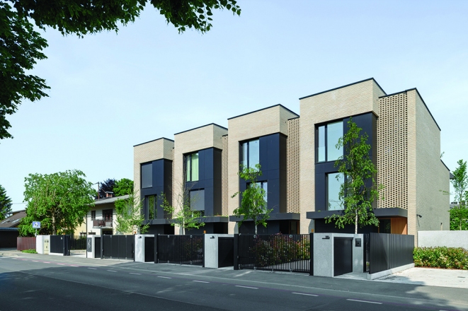 Vrstne hiše na Opekarski 20, Ljubljana, 2022, Emonaprojekt, foto: Miran Kambič