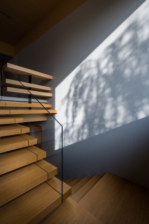 Hiša T, Murgle, Ljubljana, 2021, Katjuša Kranjc, Rok Kuhar, Vesna Draksler, Laura Klenovšek, Lea Lipovšek, Maja Horvat, Zala Košnik, foto: Žiga Lovšin